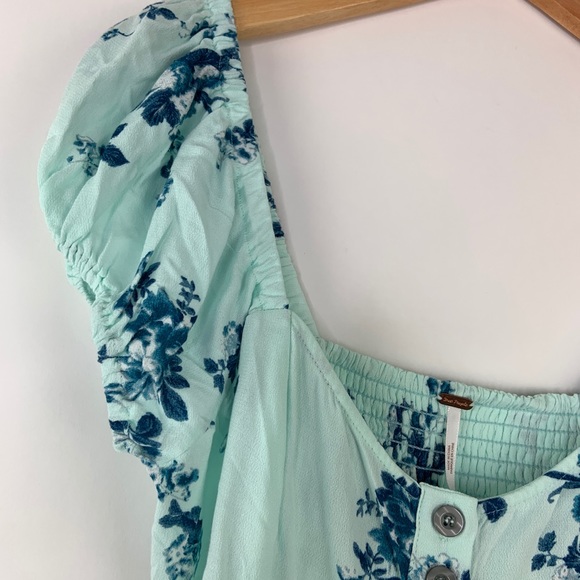 NWOT Free People Close to You Button Top Small - Picture 5 of 6